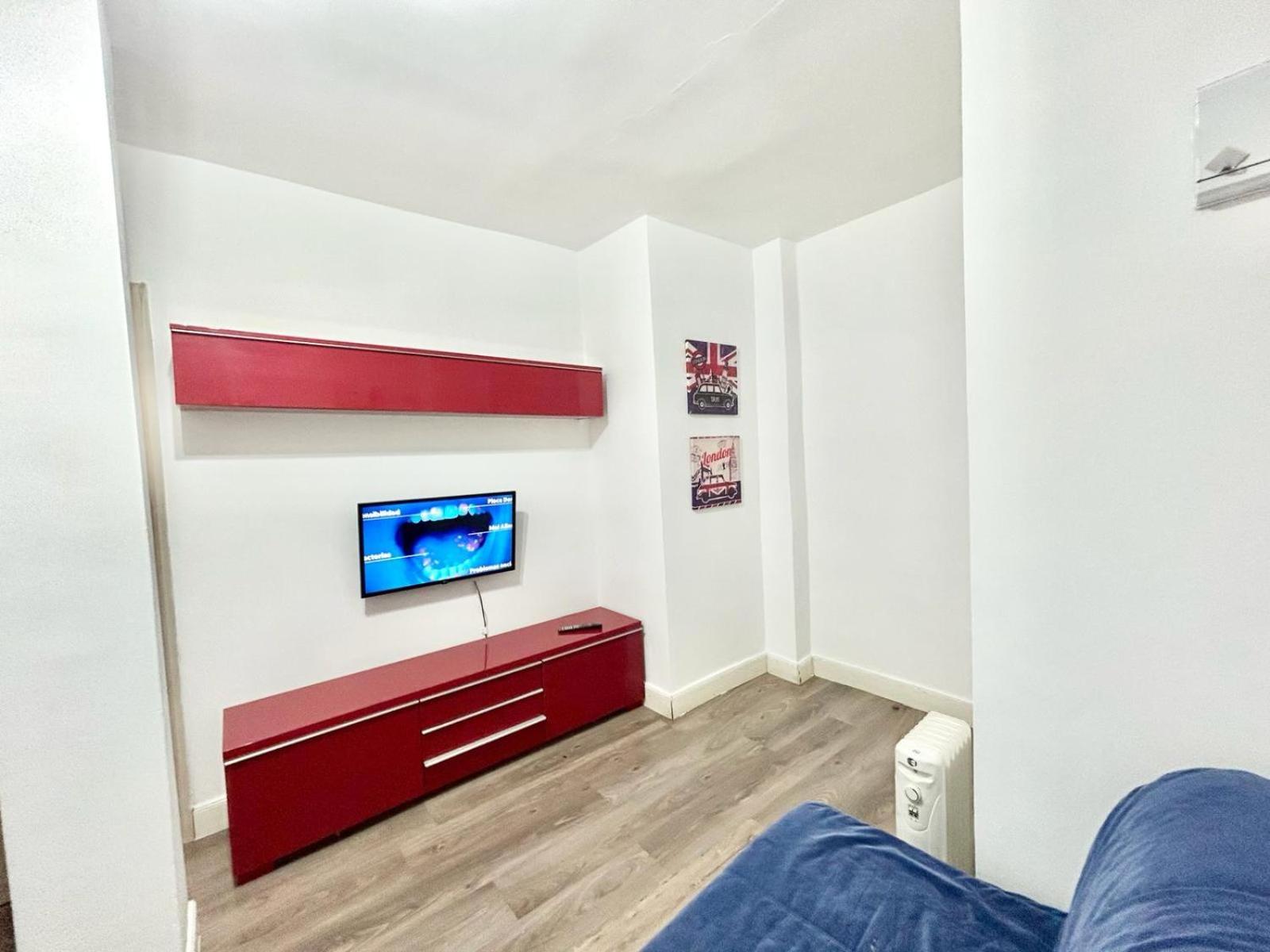 Madrid Rio Antonio Lopez A Apartment Exterior photo