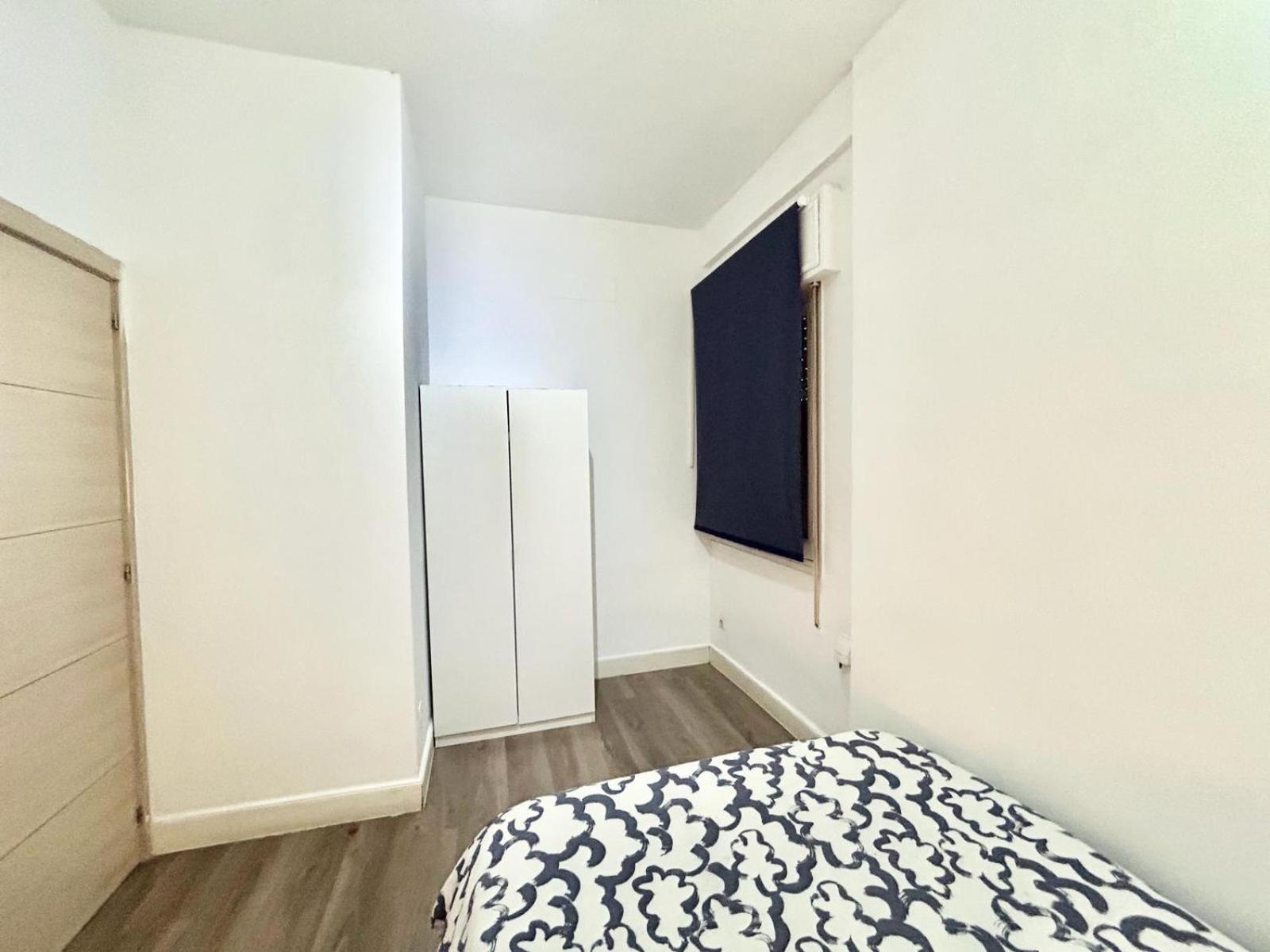 Madrid Rio Antonio Lopez A Apartment Exterior photo